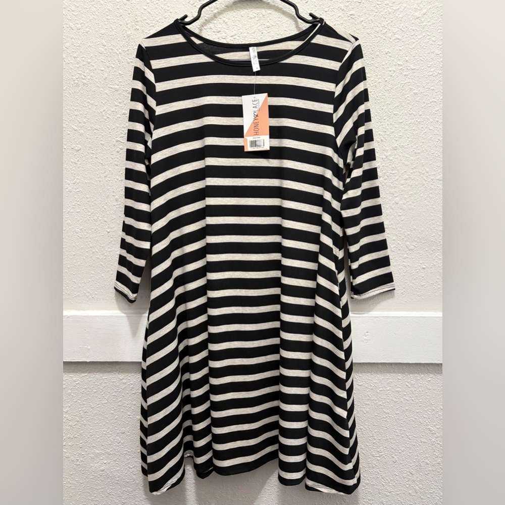 Honey & Lace Black and Cream Stripes Brea Dress NWT M
